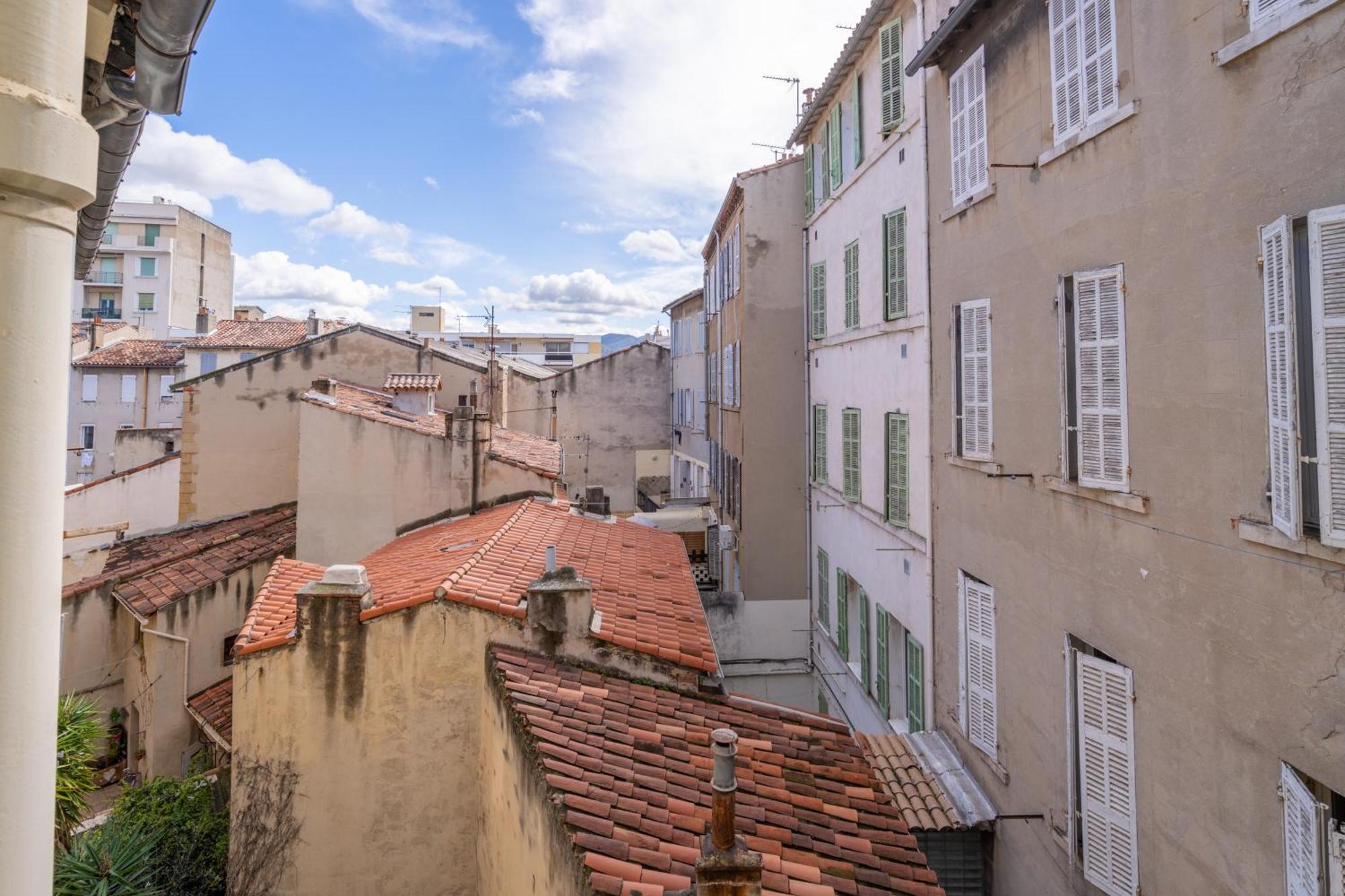 T1 Cocooning Proche Metro Baille Apartment